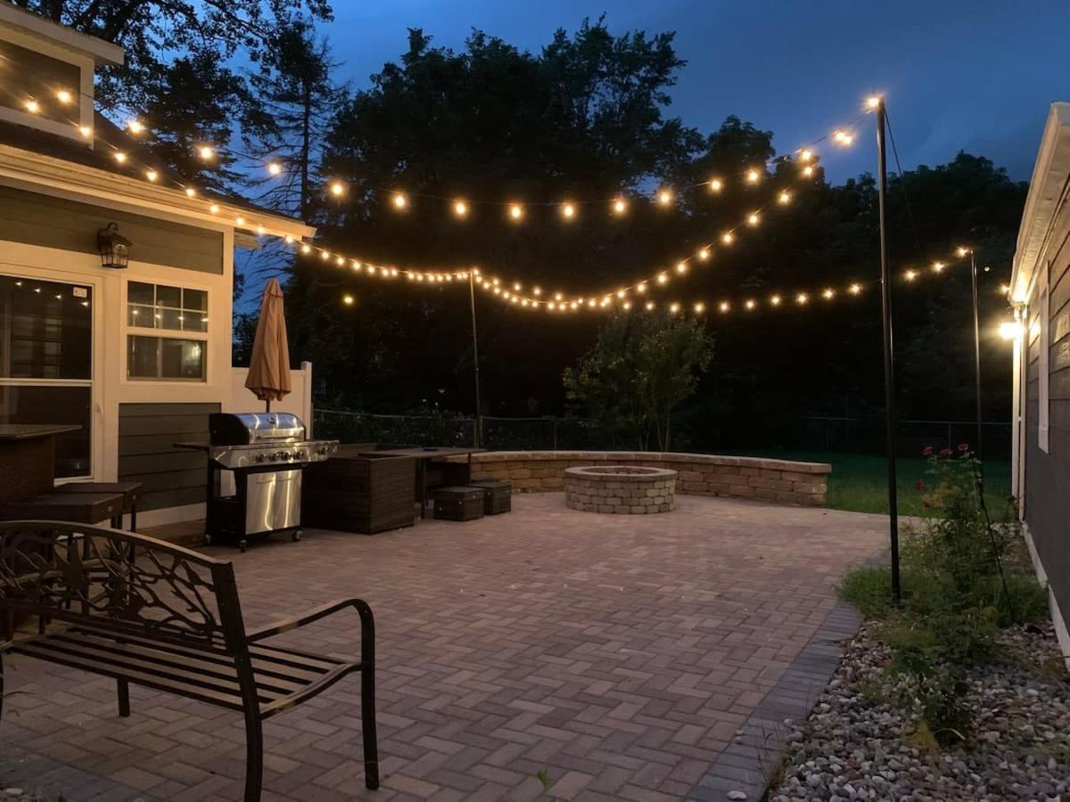 The Lucky Charm Home Of The Fighting Irish! Bbq Outdoor Games Coffee South Bend Exterior photo